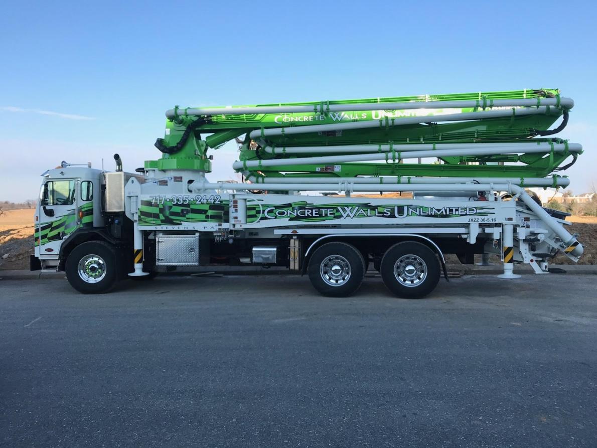 New concrete pumping truck
