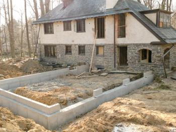  Concrete walls for an addition to a house